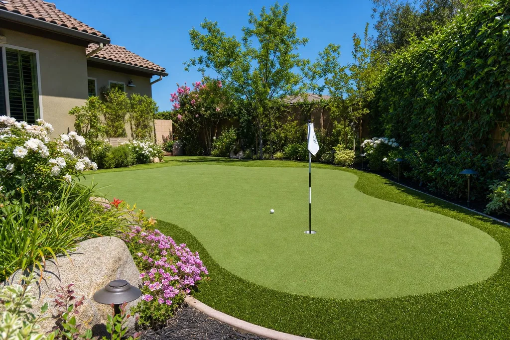 Backyard putting green